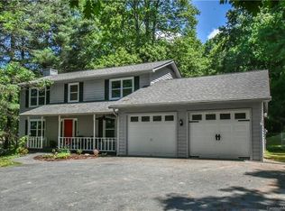 348 Dogwood Rd, Candler, NC 28715