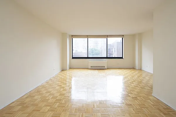 Rented by Gala West Realty LTD | media 7