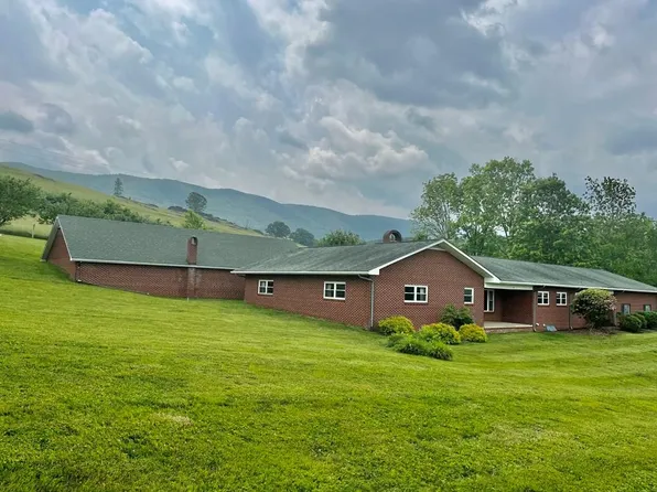 221 Camp Joy Rd, Bluefield, VA 24605