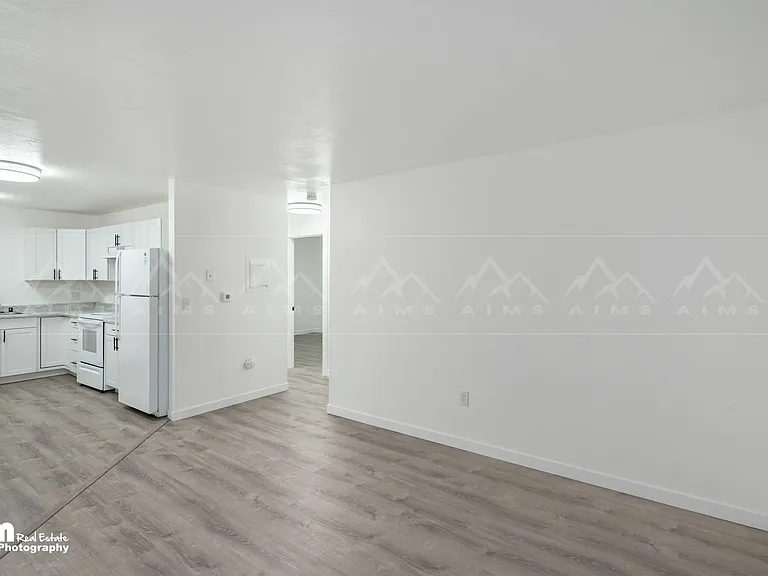 12501 Silver Fox Ln — Photo 3