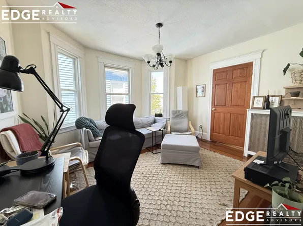 35 Magnus Ave, Somerville, MA