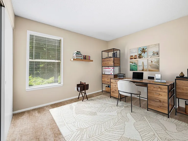 Lauren - 2 Bed / 1 Bath - 872 Sq.Ft.