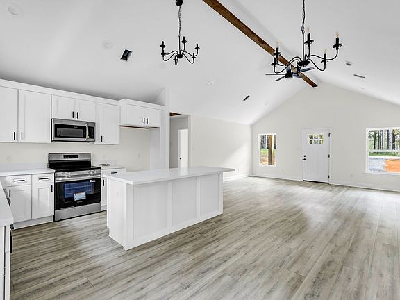 2nd image of 414 Monroe Breeland Rd