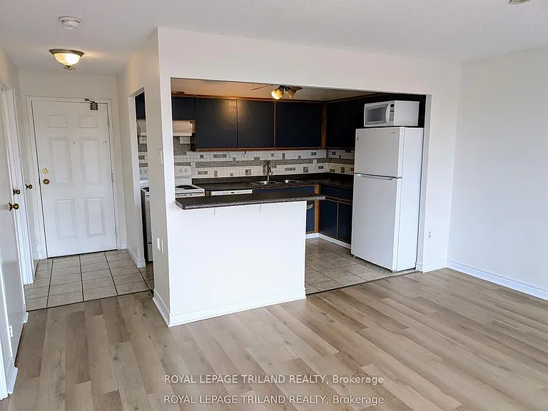 135 Base Line Rd W #306 — Photo 7