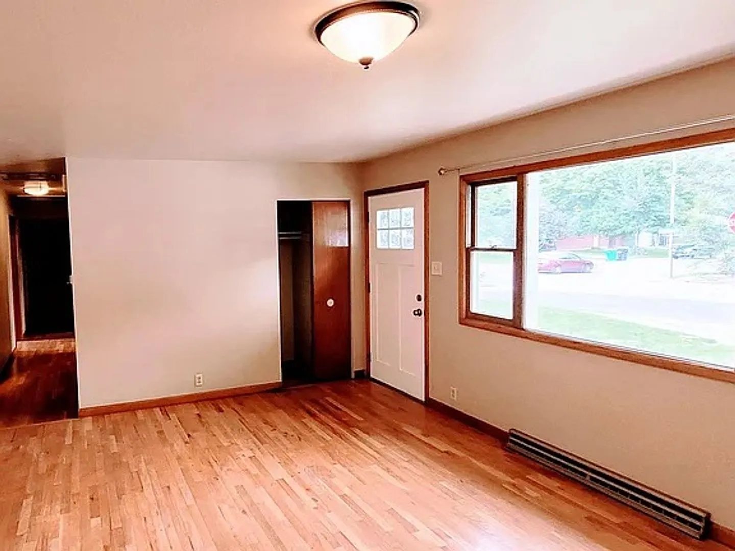 1321 Lakewood Drive- 2 — Photo 2