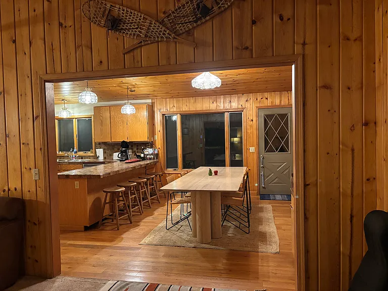 230 Spruce Dr — Photo 8