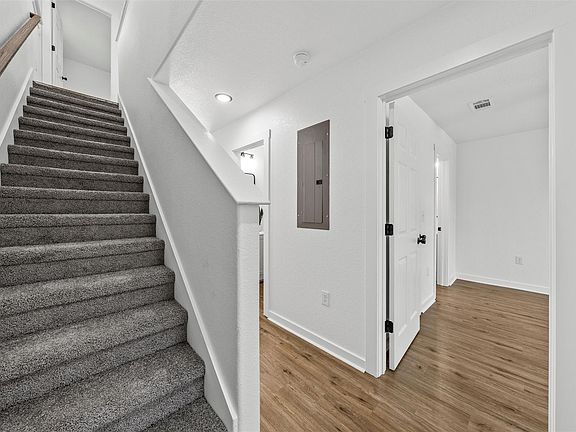 4th image of 1728 N 13th St #A
