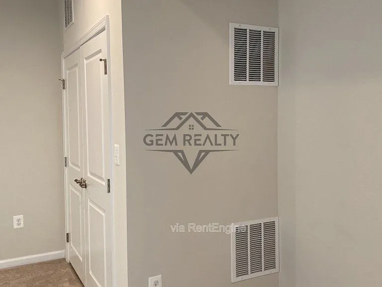 531 View Point Way — Photo 38
