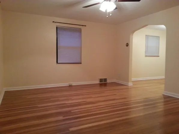 118 Mount Lebanon Blvd, Pittsburgh, PA 15228