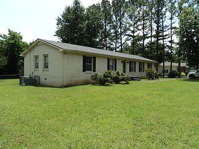 5th image of 203 Ligon Dr