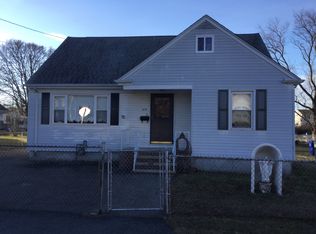 109 Pebble St, Fall River, MA 02721