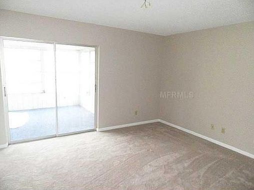 5th image of 1331 New Bedford Dr