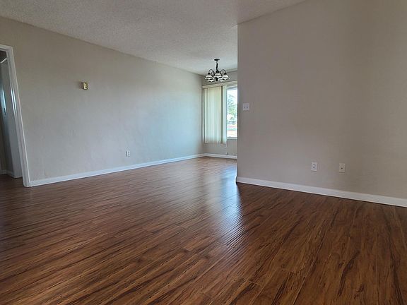 4th image of 3025 Newell St Unit 9