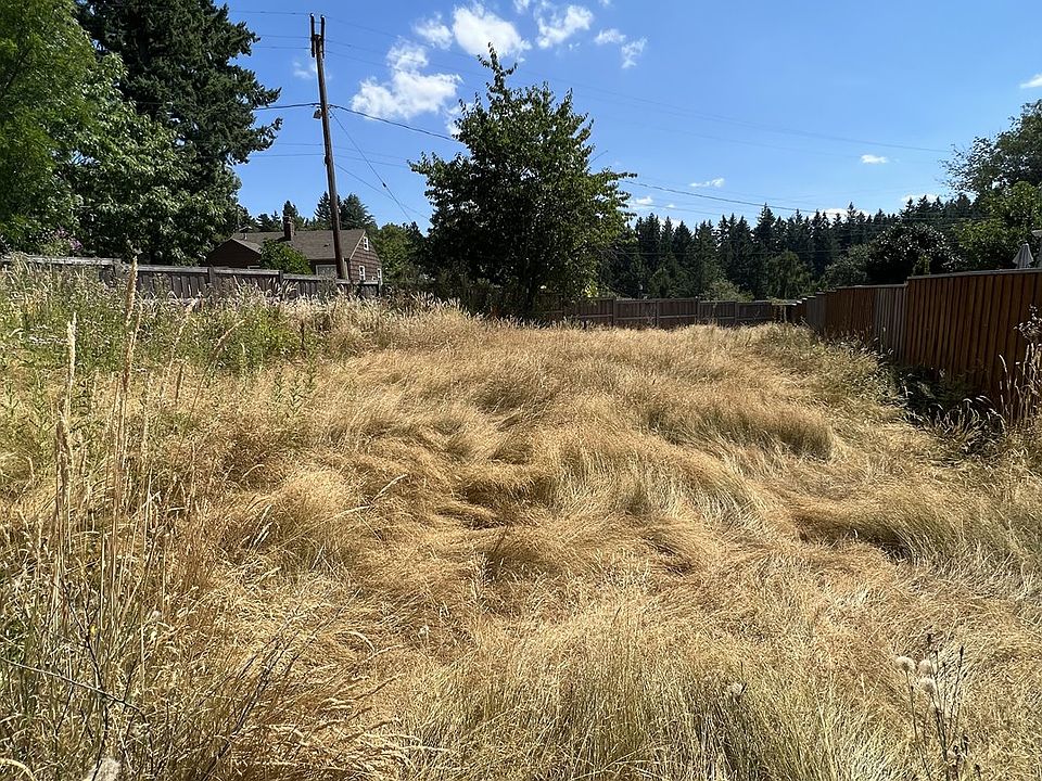 2nd image of 5175 SW Maplewood Rd