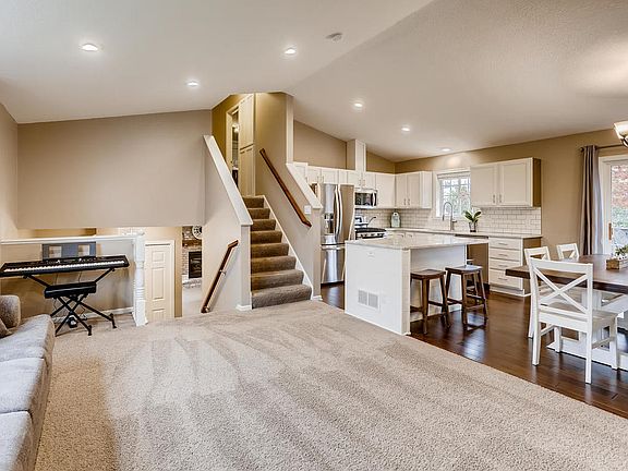 2nd image of 3607 Sunbury Dr