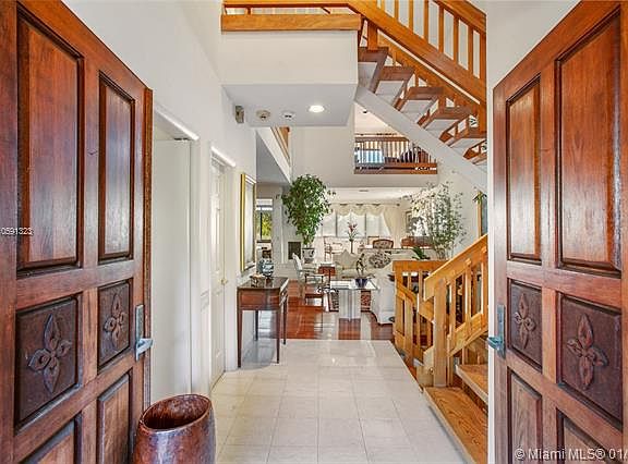 2nd image of 2000 S Bayshore Dr APT 51