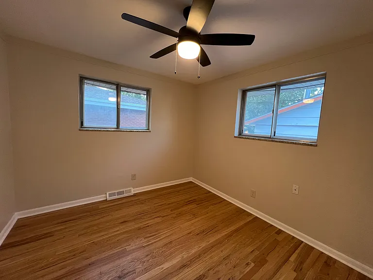1129 Gard Pl — Photo 16