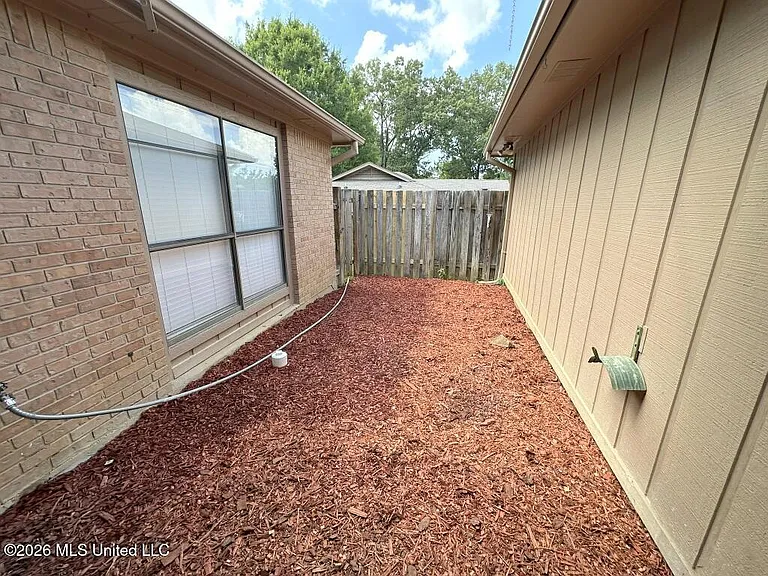 62 Shore Dr — Photo 13