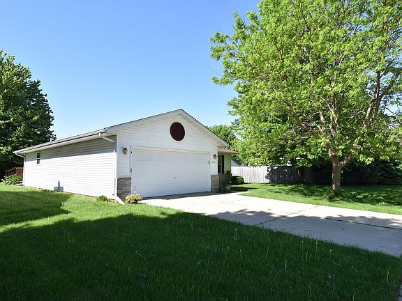 3rd image of 4314 Saratoga Dr