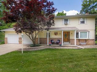 2410 Weaver Rd, Niles, MI 49120