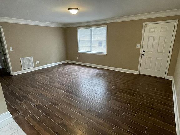 3rd image of 3471 Vineville Ave APT E
