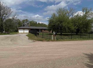 9460 W 79th St S, Clearwater, KS 67026