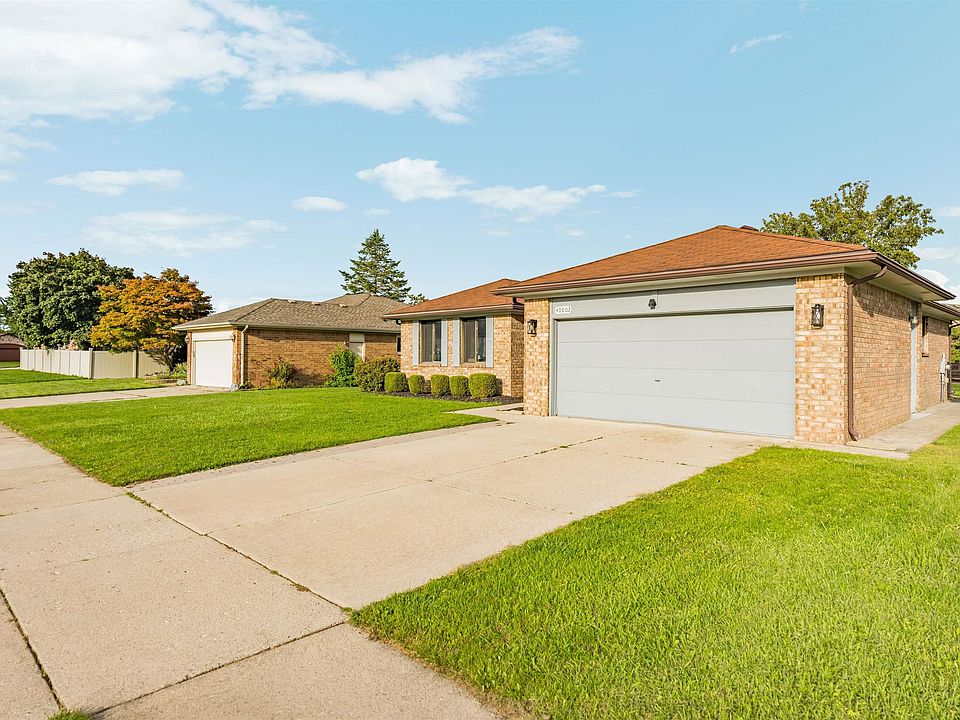 40802 Karen Ct, photo 4