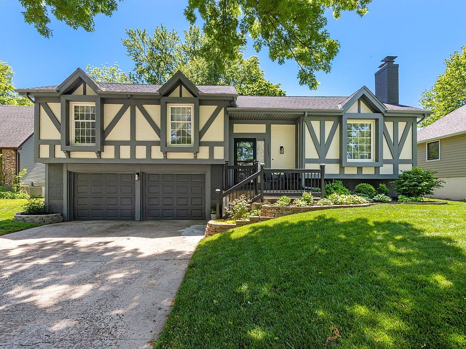 Outside front photo.