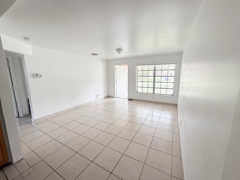 5627 Simms St — Photo 23