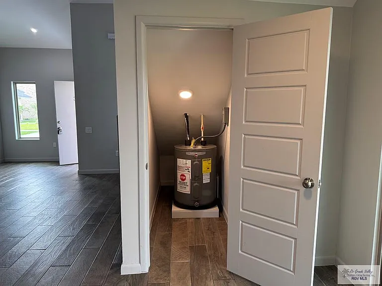 7100 Via Del Mar Cir #B-3 — Photo 15