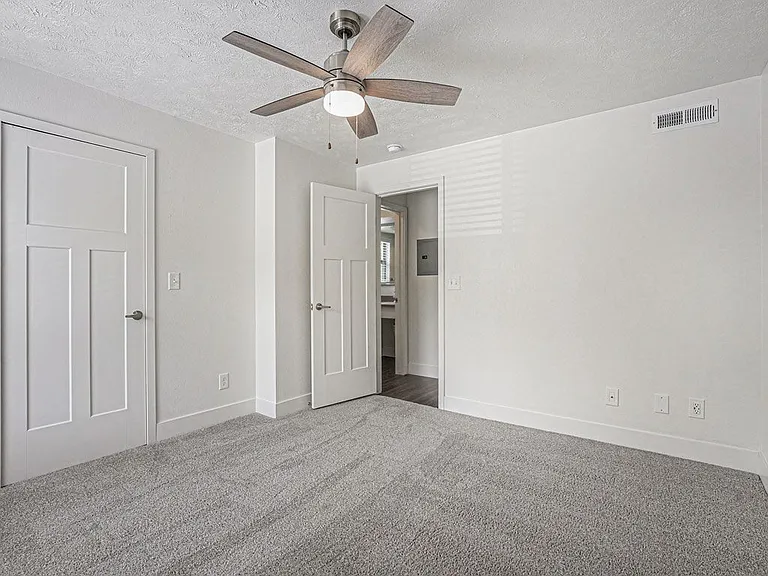 The Crossings Apartments — Photo 88