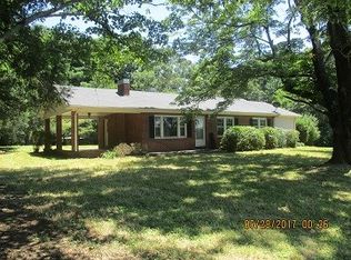 542 Suncrest Orchard Rd, North Wilkesboro, NC 28659