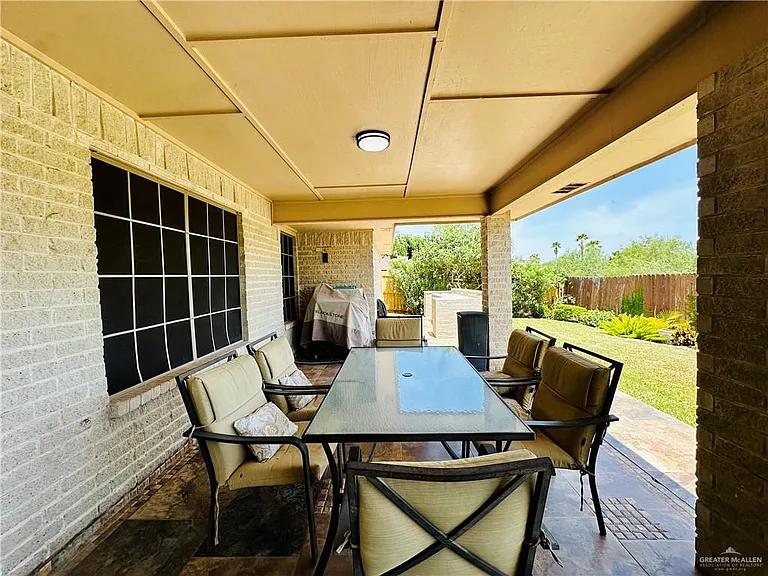 4104 San Roman St — Photo 30