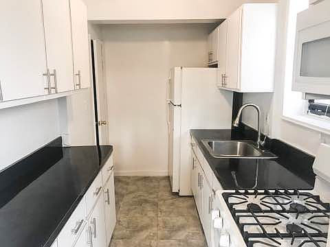 3rd image of 8531 120th St APT 1B