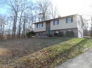 487 Lake Drive Ln, La Follette, TN 37766