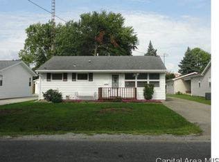 1219 N Lawrence Ave, Taylorville, IL 62568