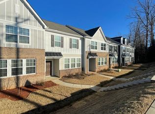 404 Couchell Pl, Travelers Rest, SC 29690