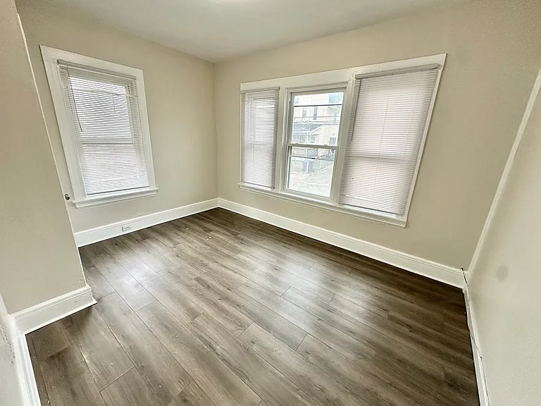 75 Sanford Ave #1 — Photo 5