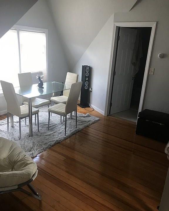 2nd image of 519 Broadway #3