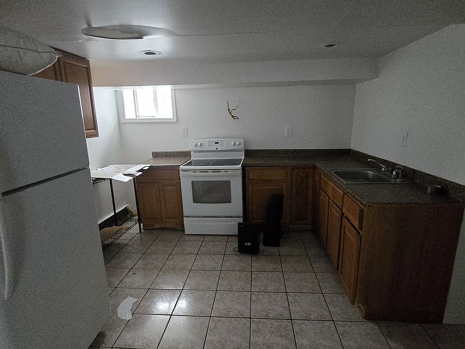 1st image of 958 Grove St #Gg