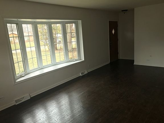 4th image of 1S101 Euclid Ave