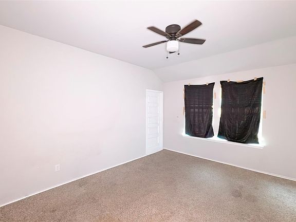 4th image of 8522 Sacred Lotus Ln