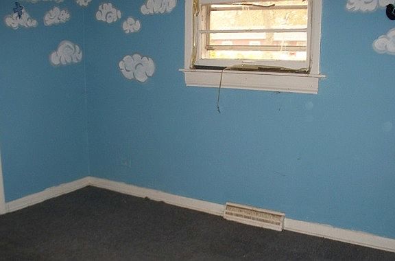 5th image of 14836 S Richmond Ave
