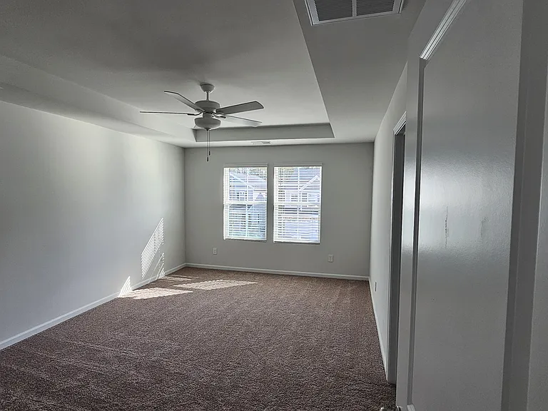 727 Wilstatt Rd — Photo 11