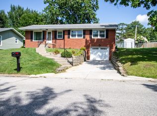1609 W Acre Dr, Muscatine, IA 52761