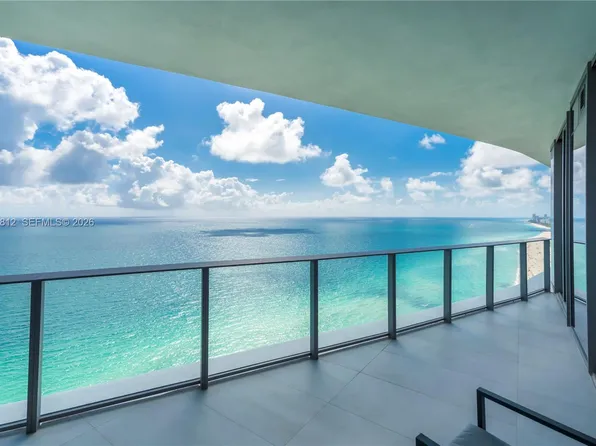 15701 Collins Ave #2903, North Miami Beach, FL 33160