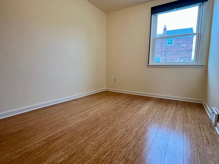 569 Domino Ln — Photo 21