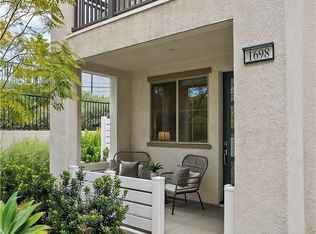 1698 Lexington Ln, San Pedro, CA 90732