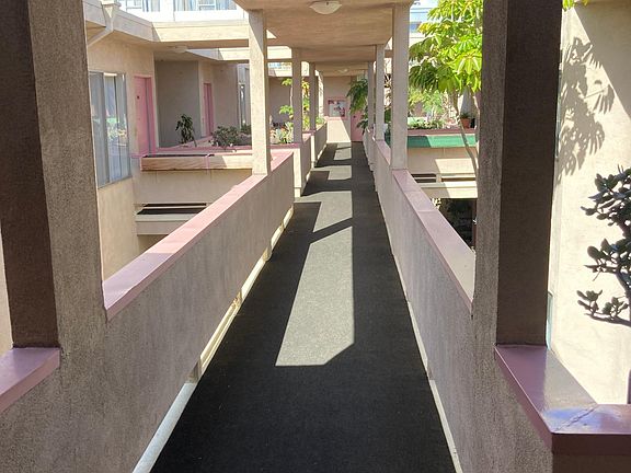 4th image of 1117 6th St APT 309