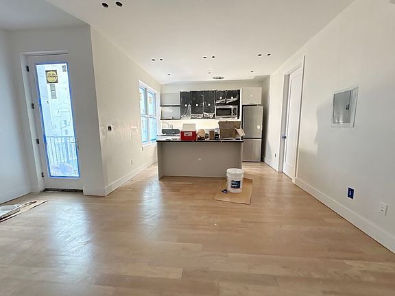 3rd image of 82 Stockholm St #4R